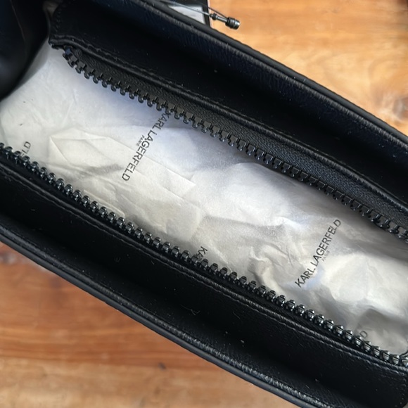 Karl Lagerfeld Paris Small Tote w/Crossbody/Shoulder Strap - Picture 8 of 12